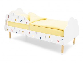 Кровать Stumpa Облако бортик, рисунок Треугольники желтый, синий, розовый в Пласте - plast.mebel74.com | фото