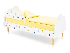 Кровать Stumpa Облако с бортиком рисунок Треугольники желтый, синий в Пласте - plast.mebel74.com | фото